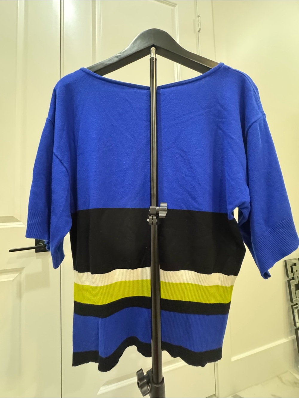 Cable & Gauge Royal Blue Knit Top Sise M - Picture 5 of 6